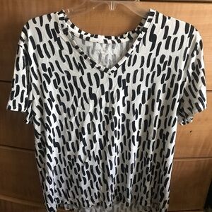 Nine West Black and White Patterned Women's Top size large (10/12)